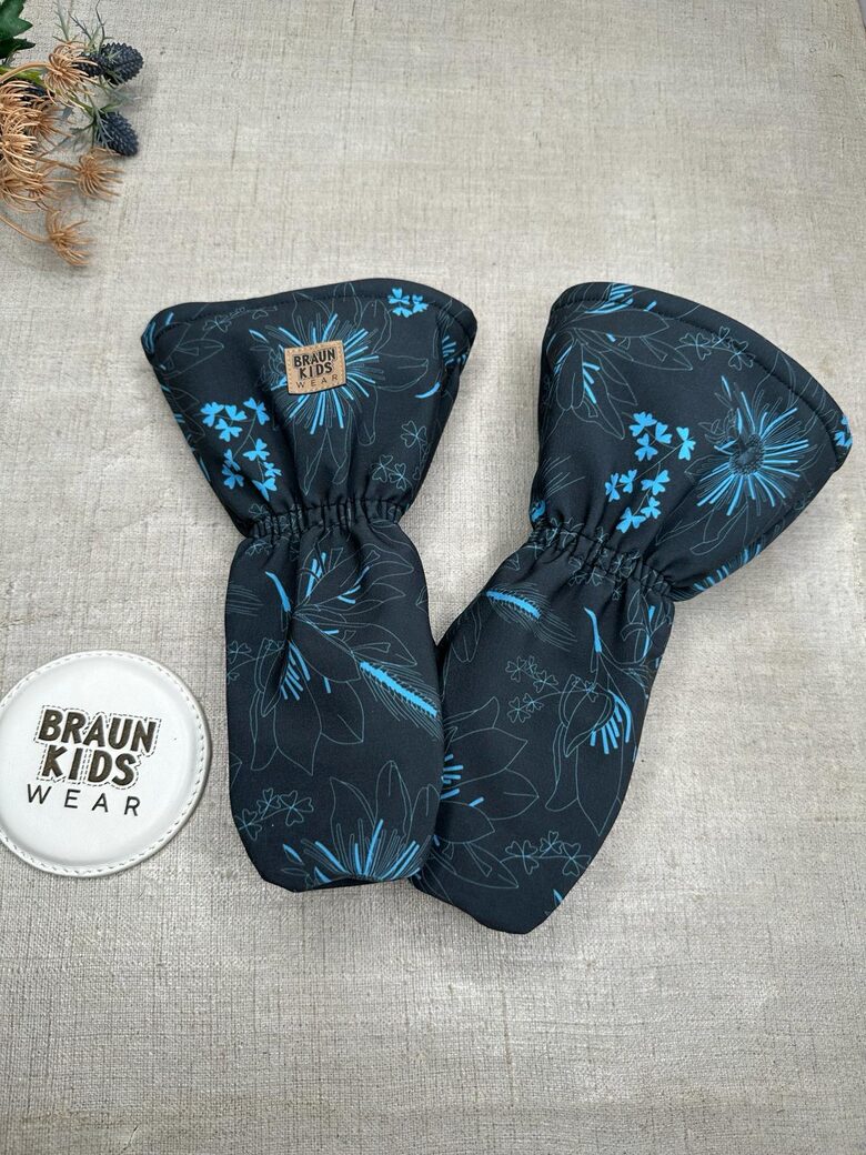 Winter Waterproof Softshell Mittens with Fleece Lining – Blue Flowers